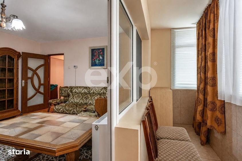 Apartament cu 3 camere decomandat în Central