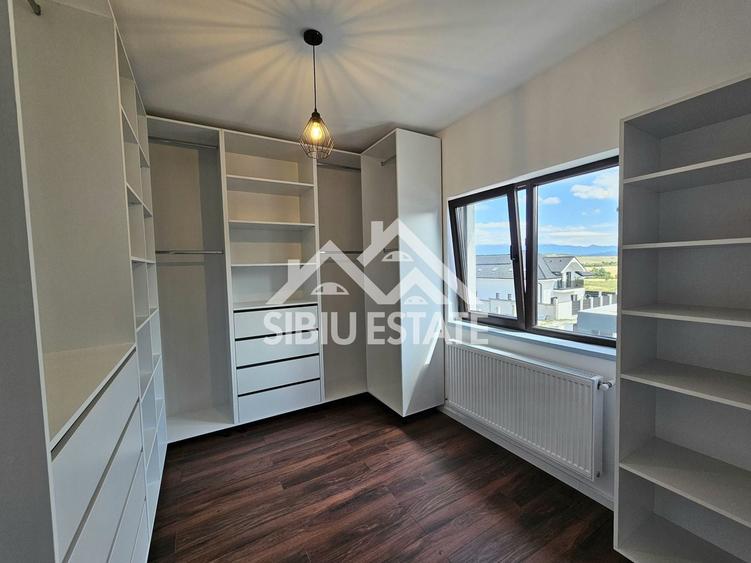 Duplex cu 4 camere cu Canalizare în Arhitecților - Calea Cisnădiei