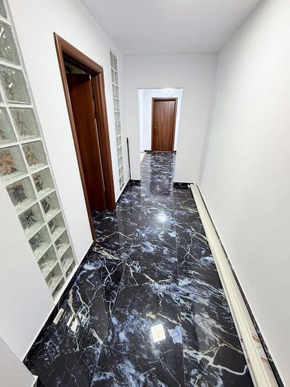 Apartament cu 4 camere decomandat în Vitan Mall