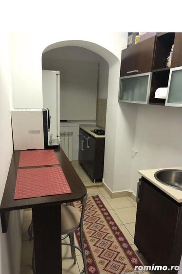 Garsonieră decomandată în Blașcovici