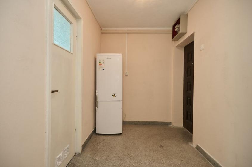 Apartament cu 2 camere semidecomandat în Teilor