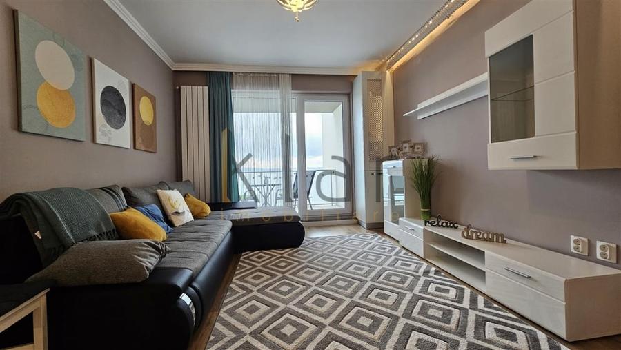 Apartament cu 2 camere semidecomandat, mobilat în Bună Ziua