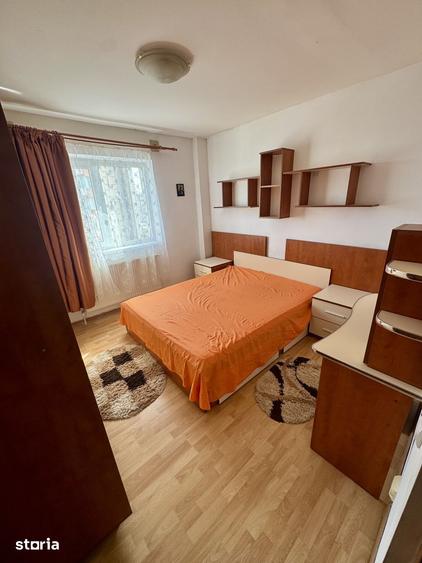 Apartament cu 3 camere în Unirii Nord