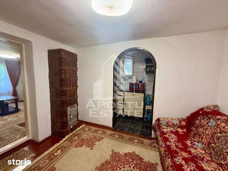 Casă cu 3 camere cu Teren 421 Mp în Plopi