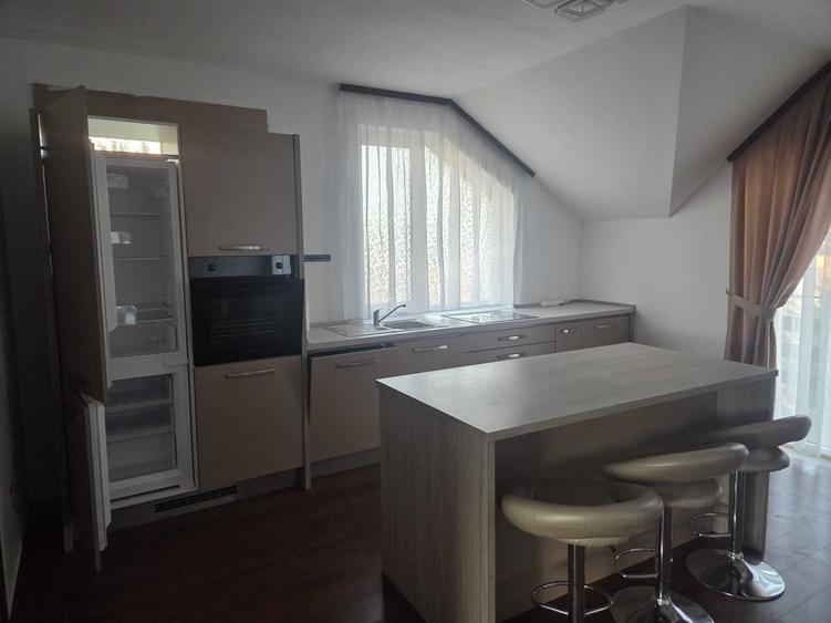 Apartament cu 2 camere decomandat în Spitalul Județean