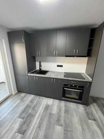 Apartament cu 2 camere decomandat, mobilat în Est