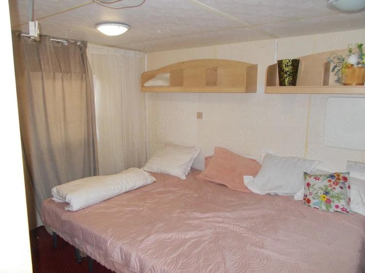 Casă cu 2 camere cu Teren 235 Mp în Plopi