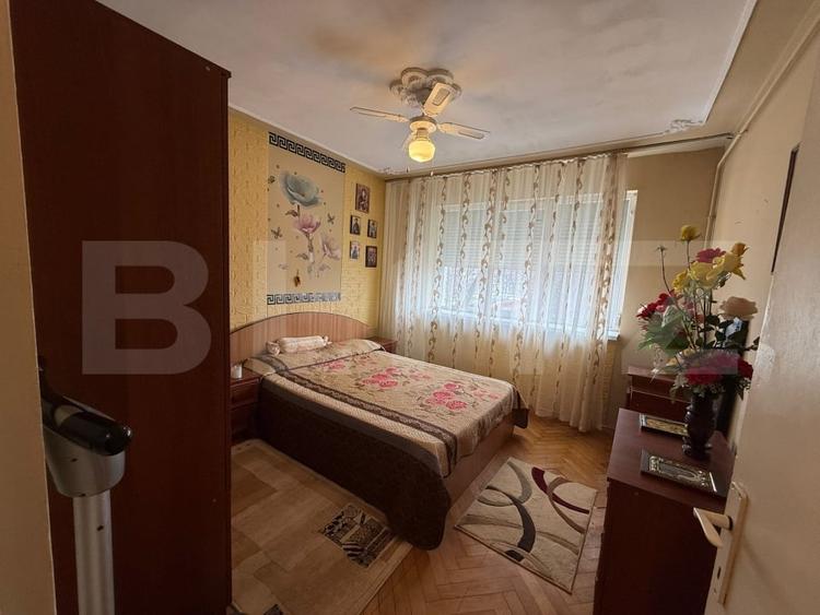 Apartament cu 3 camere semidecomandat, mobilat în Tătărași