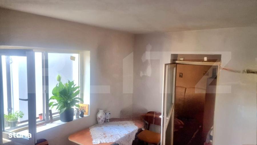Casă cu 3 camere în Mihai Bravu