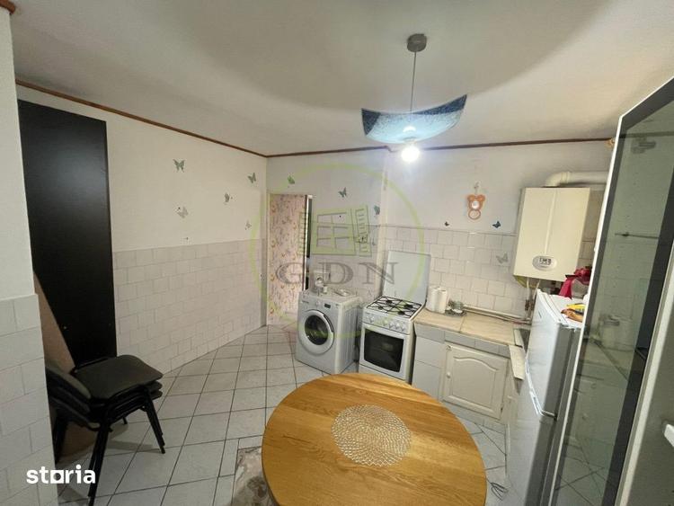 Apartament cu 4 camere, mobilat în Central