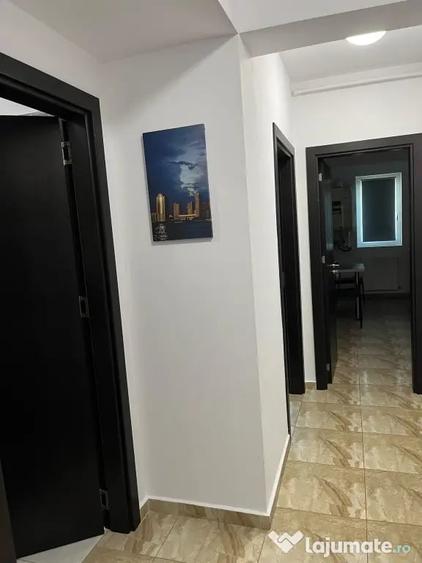 Apartament cu 2 camere decomandat în Ozana