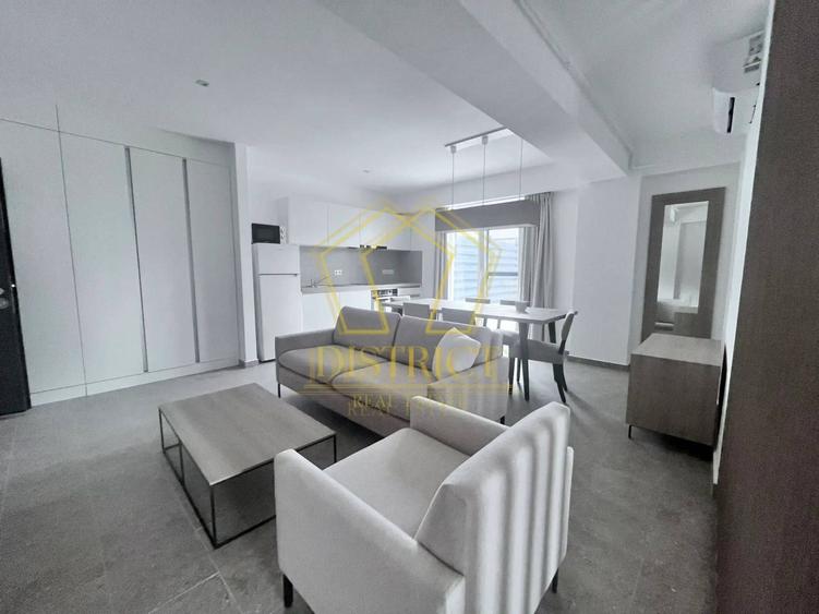 Apartament cu 2 camere decomandat în Complex Studențesc