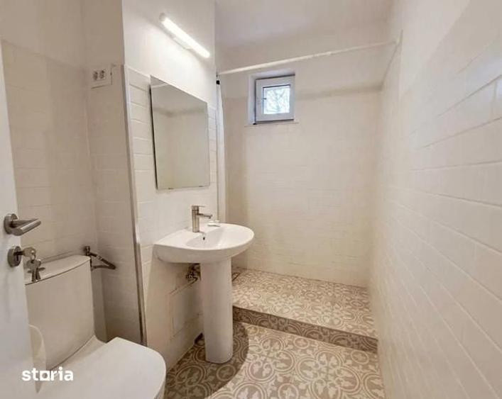 Apartament cu 2 camere decomandat în Berceni