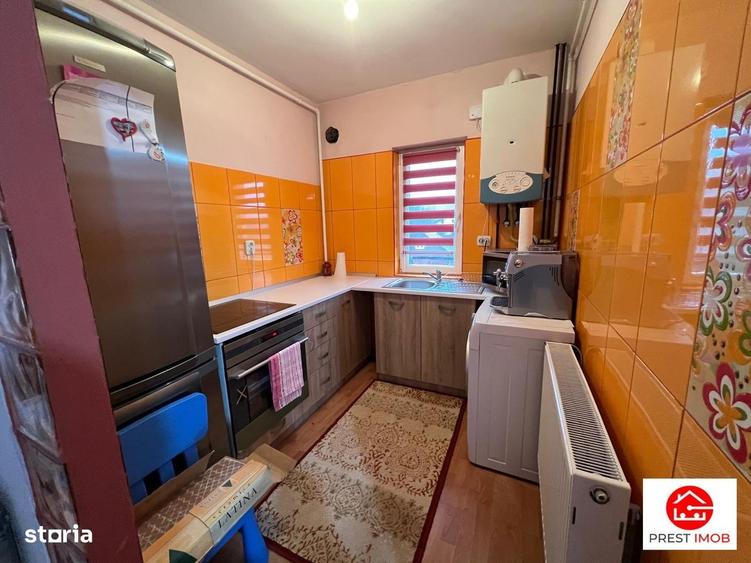 De vanzare apartament 3 camere, pe doua nivele - 2