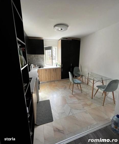 Apartament cu 4 camere în Medicină