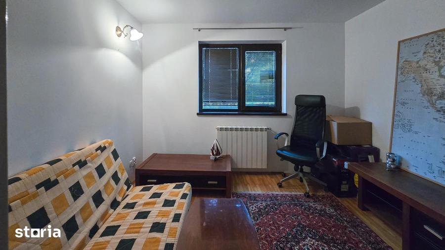 Casă cu 5 camere cu Teren 700 Mp în Snagov