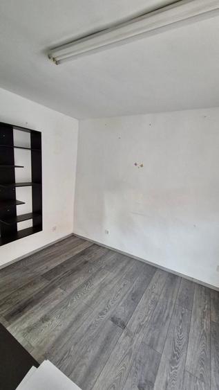 Spațiu comercial, de 50 mp, în Cetate