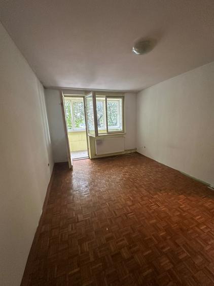 Apartament cu 2 camere circular în Vlahuță