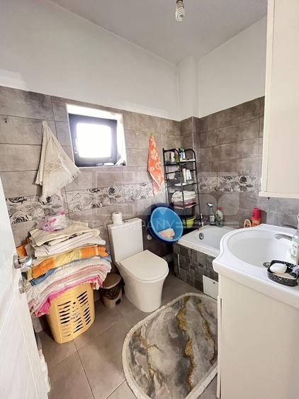 Duplex cu 4 camere cu Canalizare în Mereni