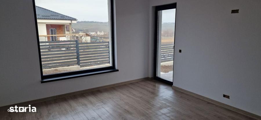 Casă cu 4 camere cu Teren 530 Mp în Central