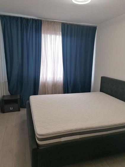 Apartament cu 2 camere decomandat în Berceni