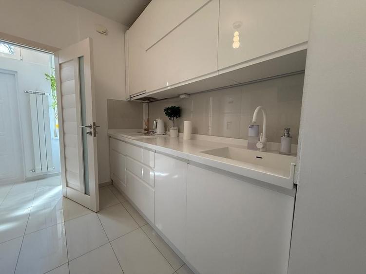 Apartament cu 4 camere în Cotroceni