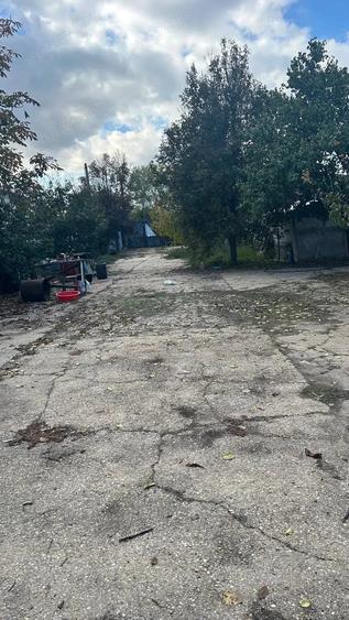 Teren de 5000 mp, în Central