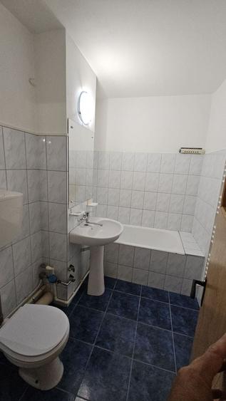 Piata farului-apartament 3 camere cu gaze - 8