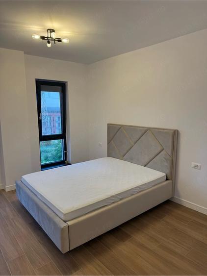 Apartament cu 2 camere decomandat în Torontalului