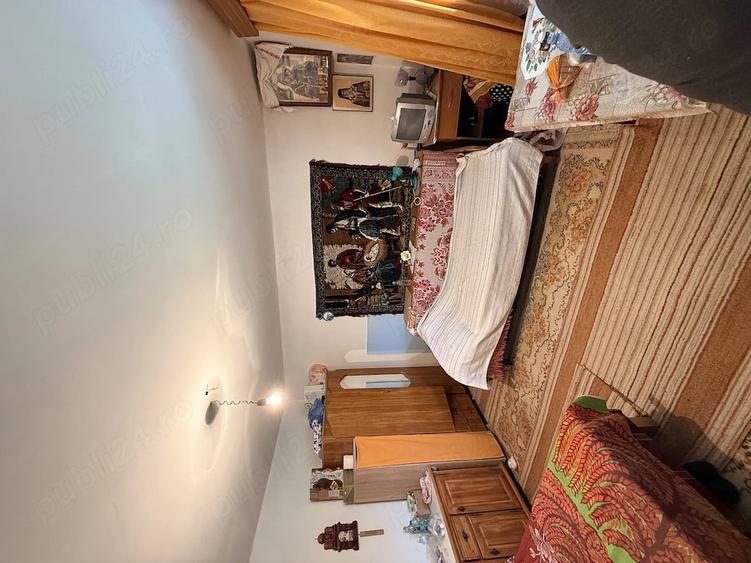 Casă cu Teren 7200 Mp în Târzia