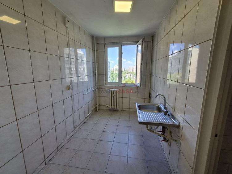 Apartament cu 2 camere decomandat în Drumul Taberei