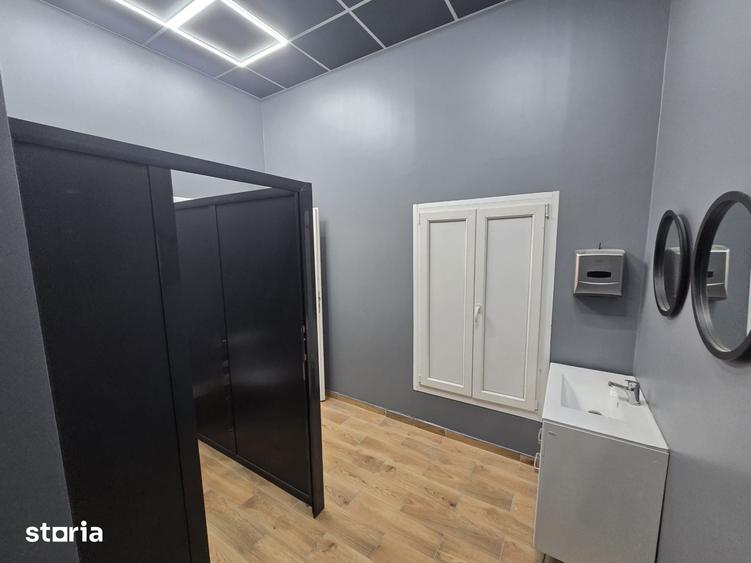 Spațiu comercial, de 100 mp, în Bucium
