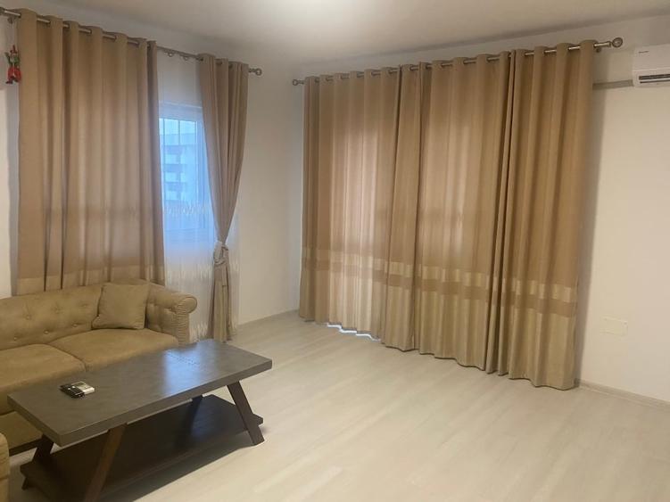 Apartament cu 4 camere decomandat, mobilat în Metalurgiei