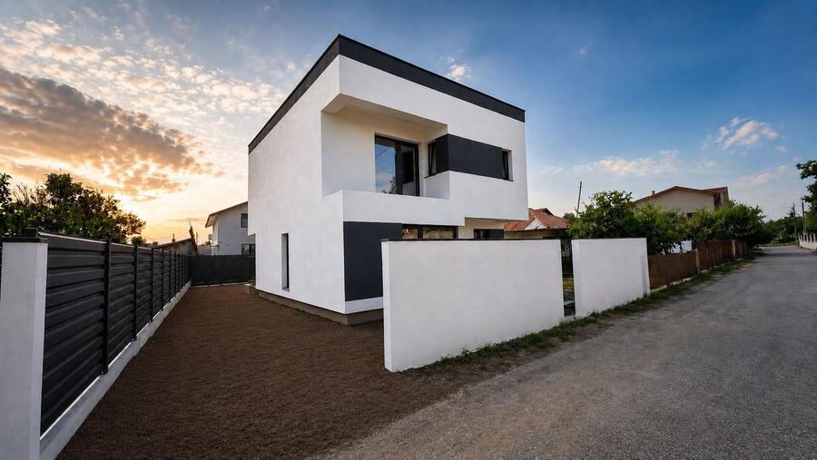 Casă cu 4 camere în Berceni