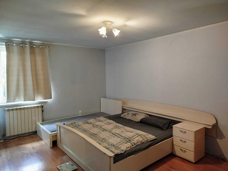 Casă cu 4 camere cu Teren 900 Mp în Central