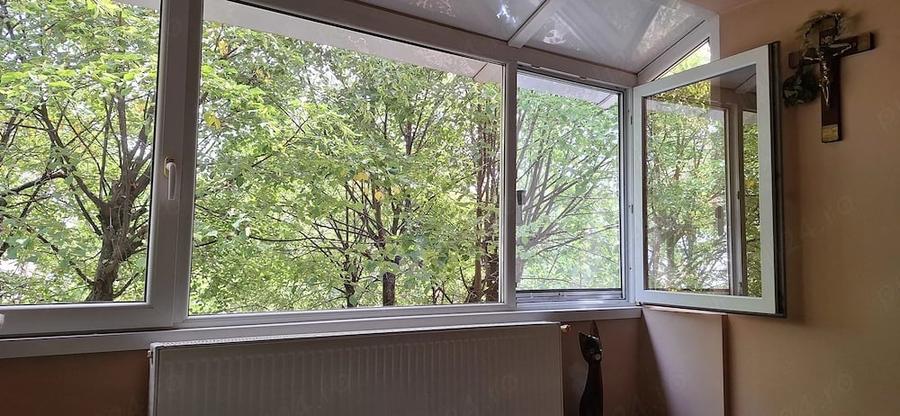 Apartament cu 2 camere semidecomandat în Tipografilor