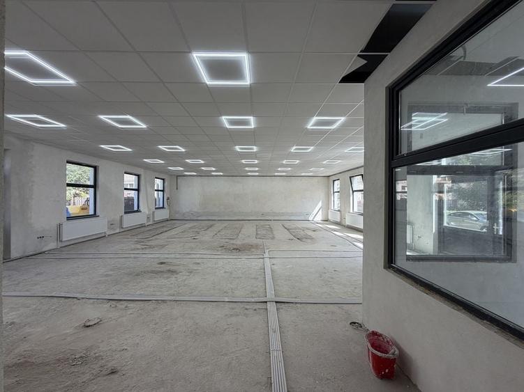 Spațiu comercial, de 224 mp, în Valea Aurie