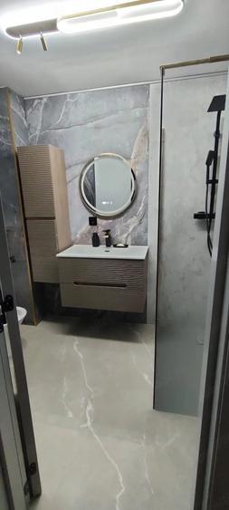 Apartament cu 3 camere decomandat în Tohanu Nou