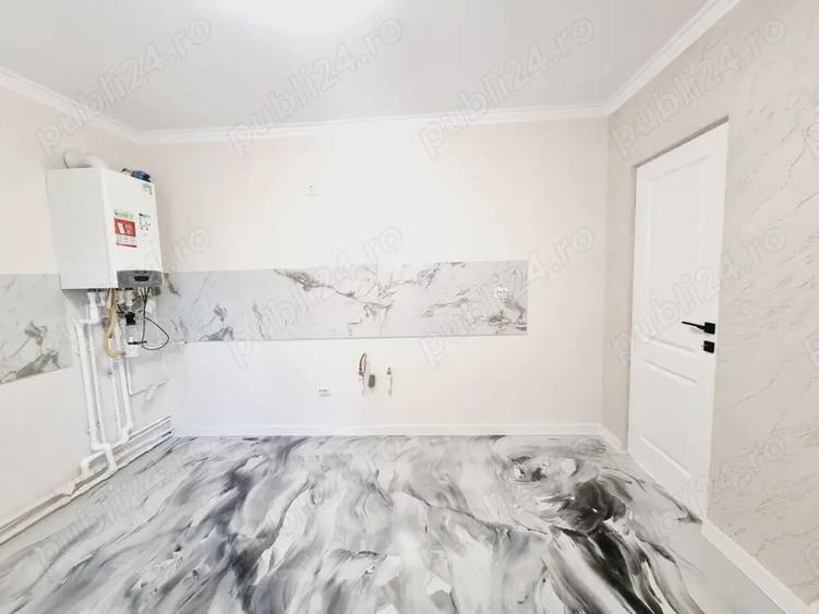 Casă cu 3 camere cu Teren 240 Mp în Central