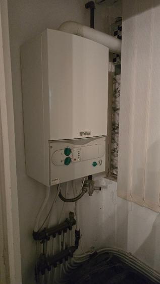 Apartament cu 3 camere semidecomandat în Sud-Vest