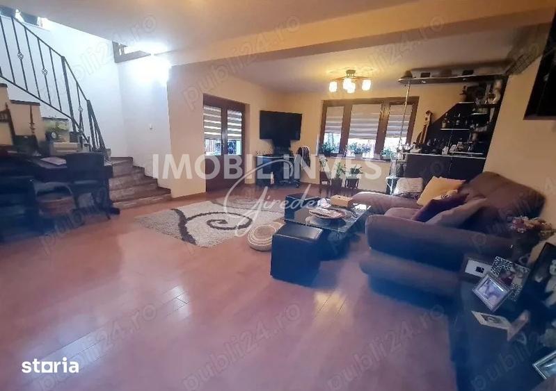 Casă cu 4 camere cu Teren 327 Mp în Central