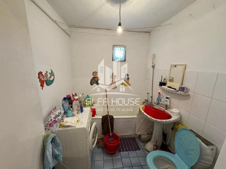 Apartament cu 3 camere semidecomandat în Govândari