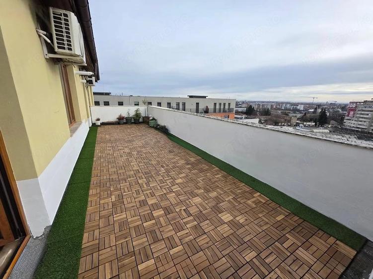 Apartament cu 2 camere semidecomandat în Aradului