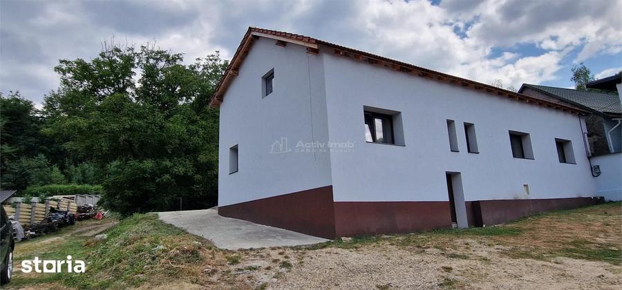 Casă cu 4 camere cu Teren 878 Mp în Sud