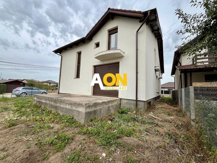Duplex cu 4 camere cu Canalizare în Partoș