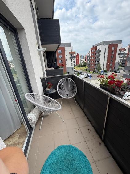 Apartament cu 2 camere decomandat în Avantgarden