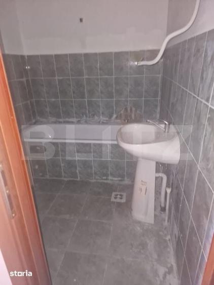 Casă cu 4 camere cu Teren 1000 Mp în Șcheia