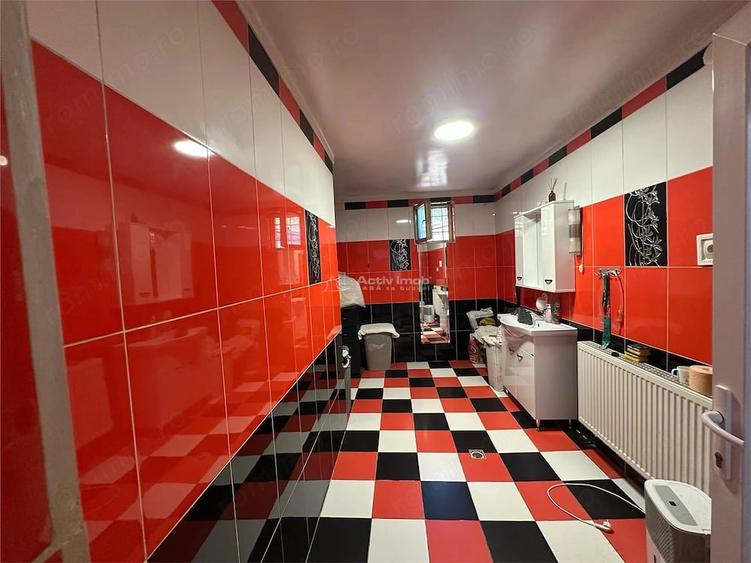Casă cu 3 camere cu Teren 238 Mp în Est