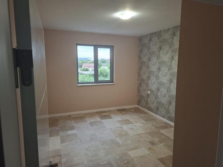 Ofer spre inchirere ap.2 camere Rm. Valcea + garaj - 3