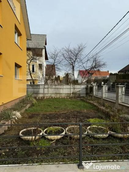 Casă cu 5 camere cu Teren 464 Mp în Unirea